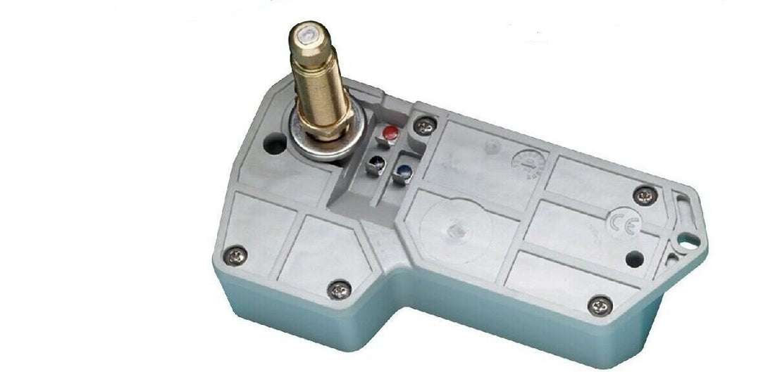 Marinco 37180 12V 1000 Waterproof Wiper Motor with a 2.5in shaft and 80 degree Sweep - 37180